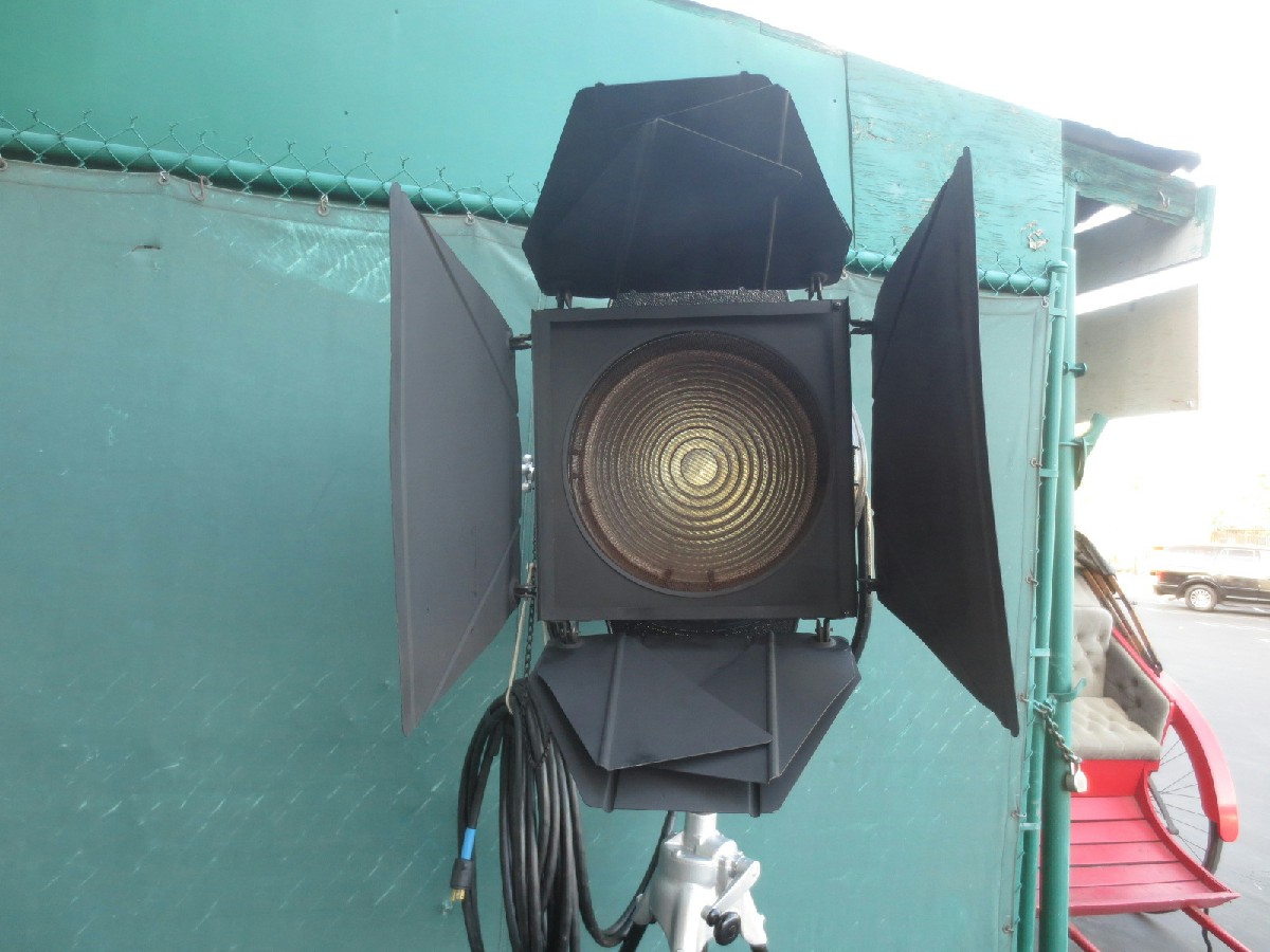 5K, 5K Lamp, 5K Light, Practical, Rigged With Large LED Bulb Inside ...